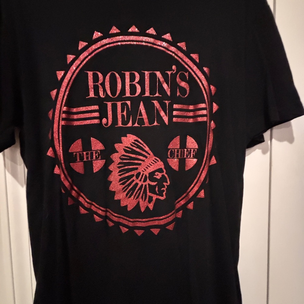 Robin's Jean Black Tee with Red Graphic